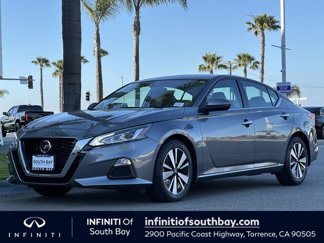 Used 2022 Nissan Altima 2.5 SV image 1