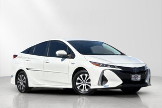 Used 2022 Toyota Prius Prime LE image 1