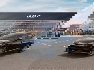 New 2025 Kia K4 LX image 1