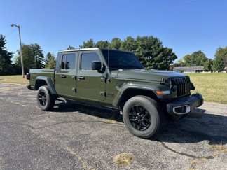 Used 2023 Jeep Gladiator Sport image 1