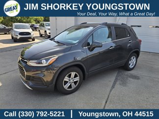 Used 2017 Chevrolet Trax LT w/ LT Convenience Package image 1