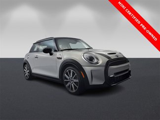 Used 2023 MINI Cooper S image 1