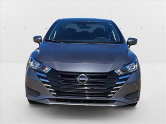 Used 2023 Nissan Versa SV video 2