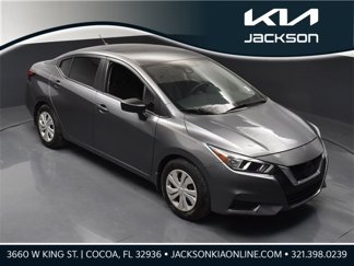 Used 2021 Nissan Versa S image 1