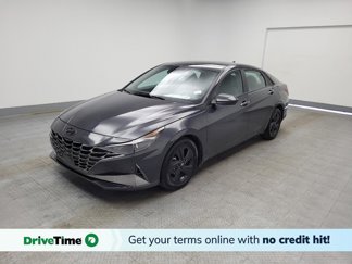 Used 2022 Hyundai Elantra SEL image 1