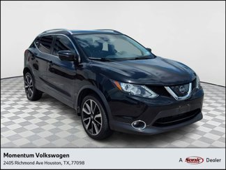 Used 2017 Nissan Rogue Sport SL w/ SL Premium Package image 1