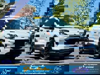 Certified 2022 Ford Escape SE w/ Convenience Package image 1