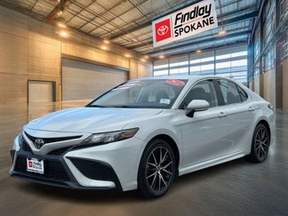 Certified 2022 Toyota Camry SE image 1