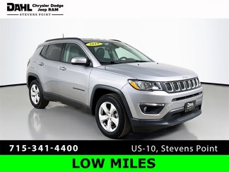 Used 2018 Jeep Compass Latitude image 1