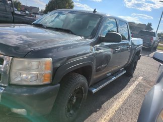 Used 2011 Chevrolet Silverado 1500 LT image 1