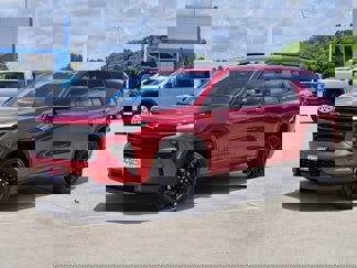 New 2025 Chevrolet Traverse LT w/ Midnight/Sport Edition image 1