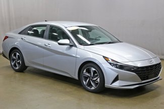Used 2023 Hyundai Elantra SEL w/ Convenience Package image 1