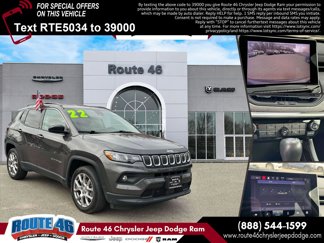 Used 2022 Jeep Compass Latitude image 1