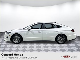 Used 2022 Hyundai Sonata Limited w/ Cargo Package image 1