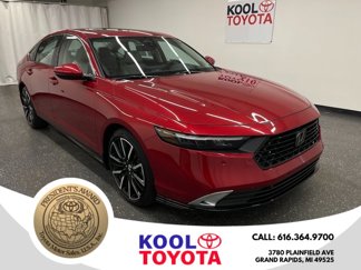 Used 2024 Honda Accord Touring image 1