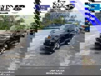 Certified 2022 Ford Explorer Platinum w/ Equipment Group 601A image 1