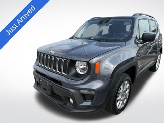 Used 2022 Jeep Renegade Latitude w/ Convenience Group image 1