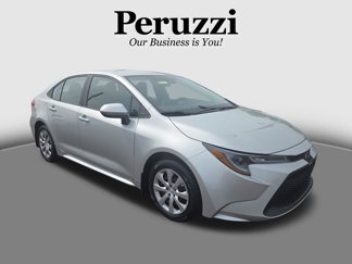 Used 2021 Toyota Corolla LE image 1