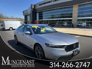 Used 2023 Honda Accord EX image 1
