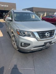 Used 2017 Nissan Pathfinder SL w/ SL Tech Package image 1