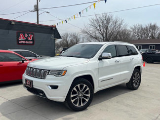 Used 2017 Jeep Grand Cherokee Overland image 1