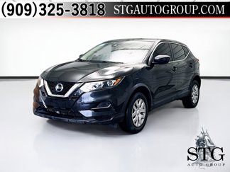 Used 2020 Nissan Rogue Sport S image 1