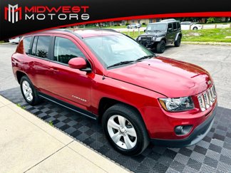 Used 2017 Jeep Compass Latitude image 1