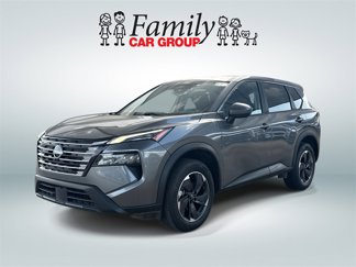 Used 2024 Nissan Rogue SV image 1