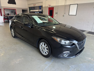 Used 2016 MAZDA MAZDA3 i Grand Touring image 1