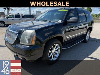 Used 2010 GMC Yukon Denali image 1