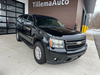 Used 2008 Chevrolet Suburban 2500 LT w/ Convenience Package 1 image 1