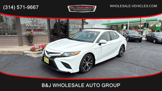 Used 2019 Toyota Camry SE image 1