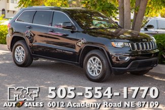 Used 2018 Jeep Grand Cherokee Laredo image 1