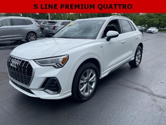 Used 2024 Audi Q3 2.0T Premium image 1