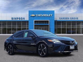 Used 2020 Toyota Camry XSE image 1