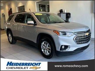 Used 2020 Chevrolet Traverse LT image 1