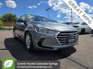 Used 2018 Hyundai Elantra SE image 1