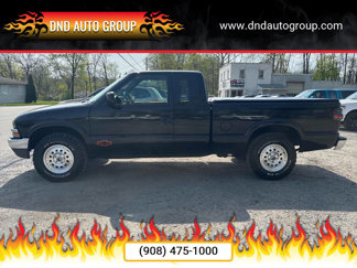 Used 2003 Chevrolet S10 Pickup LS image 1