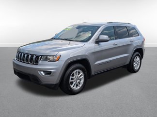 Used 2018 Jeep Grand Cherokee Laredo image 1