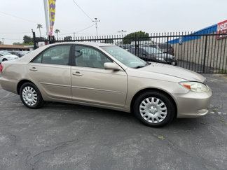 Used 2004 Toyota Camry XLE image 1