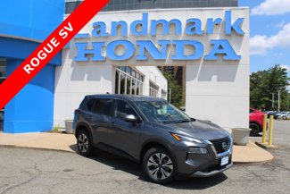 Used 2023 Nissan Rogue SV image 1