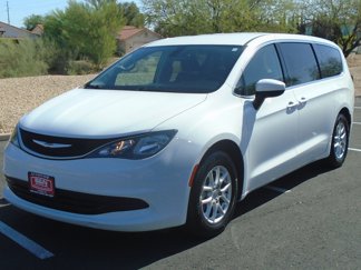 Used 2020 Chrysler Voyager LX image 1