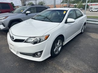 Used 2012 Toyota Camry SE image 1