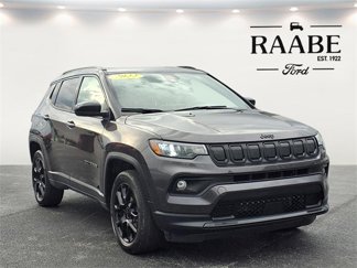 Used 2022 Jeep Compass Altitude w/ Convenience Group image 1