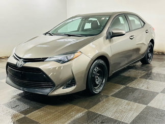 Used 2017 Toyota Corolla LE image 1