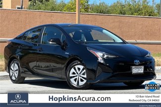 Used 2017 Toyota Prius Two image 1