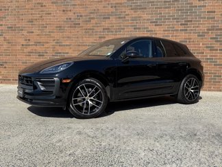 Used 2024 Porsche Macan image 1