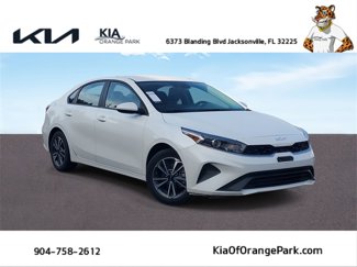 Used 2023 Kia Forte LXS image 1