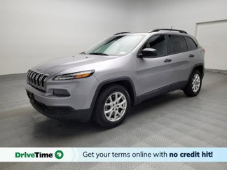 Used 2016 Jeep Cherokee Sport image 1