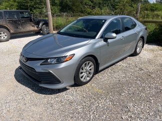 Used 2023 Toyota Camry LE image 1